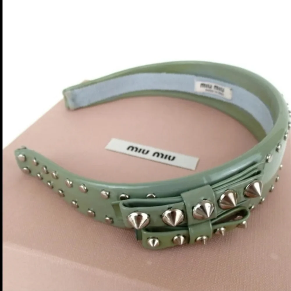 MIU MIU RIBBON STUDS KATYUSHA PATENT LEATHER